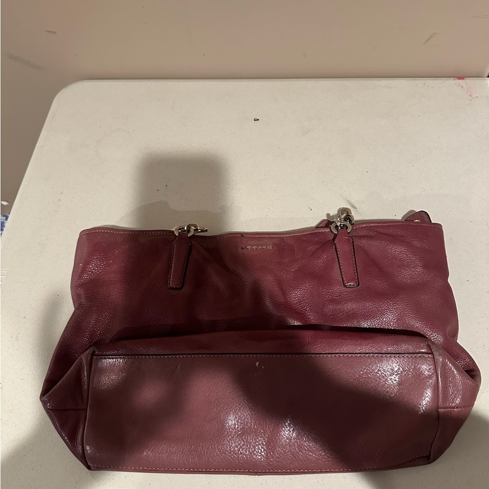Coach Red Leather Shoulder Bag with Timeless Design